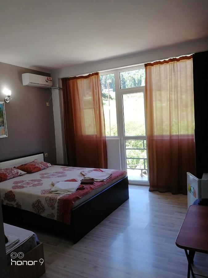 Mira Hotel New Athos Esterno foto