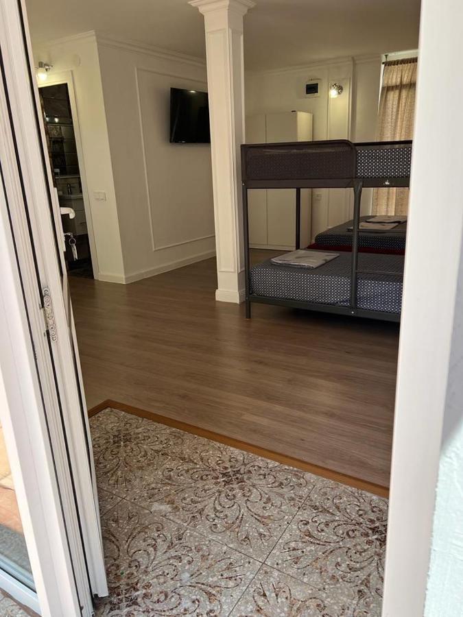 Mira Hotel New Athos Esterno foto