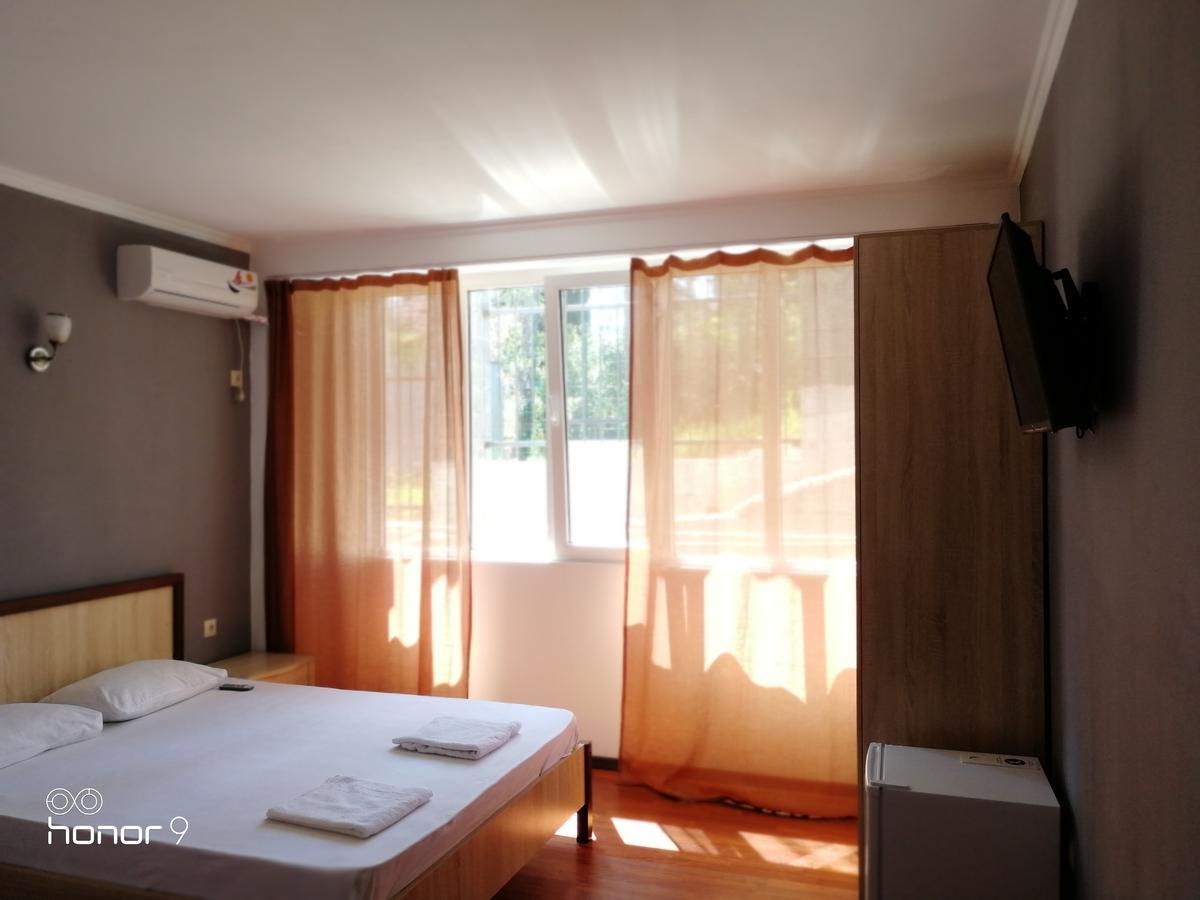 Mira Hotel New Athos Esterno foto